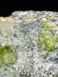 Chrysoberyl, fenakit