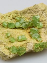 Demantoid