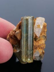 Akvamarín, topaz