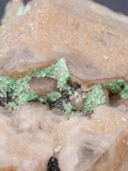 Torbernit, záhněda